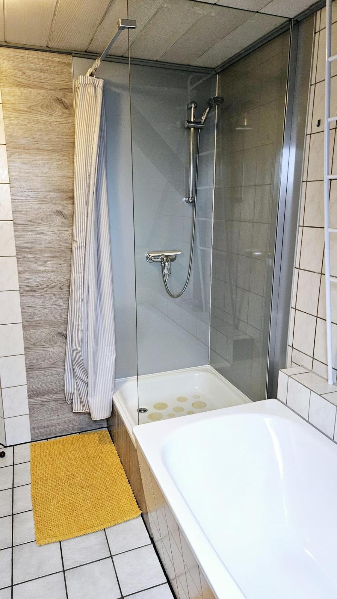 Apartamento 80Qm Monteuroase In Melsungen - Schwarzenberg Mwst Ausweisbar Exterior foto